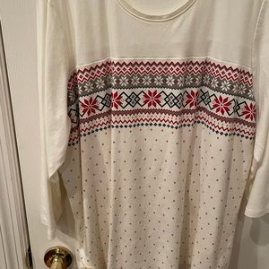 Women’s holiday 3/4 length sleeve top